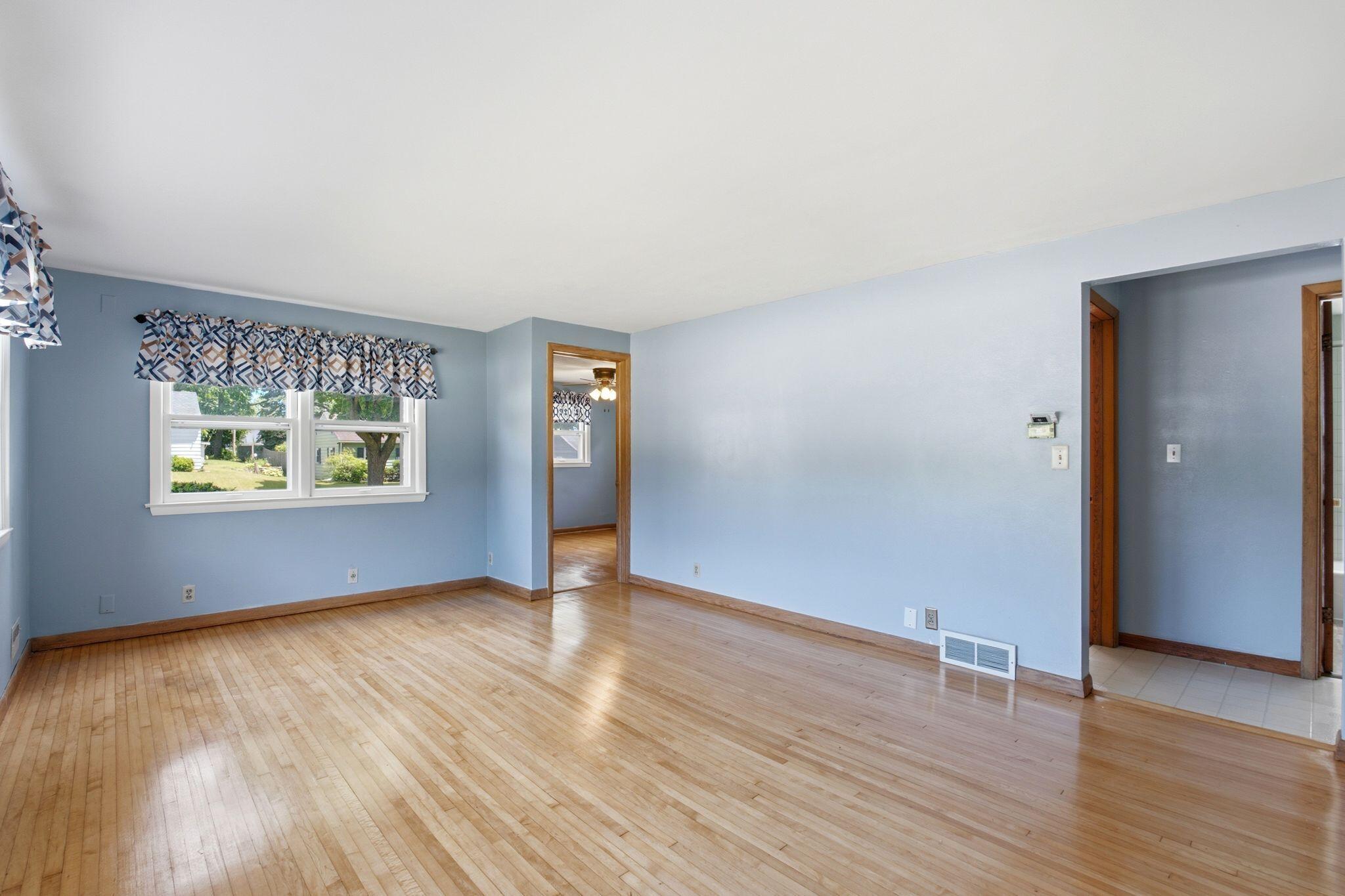 907 High St Unit: 907A