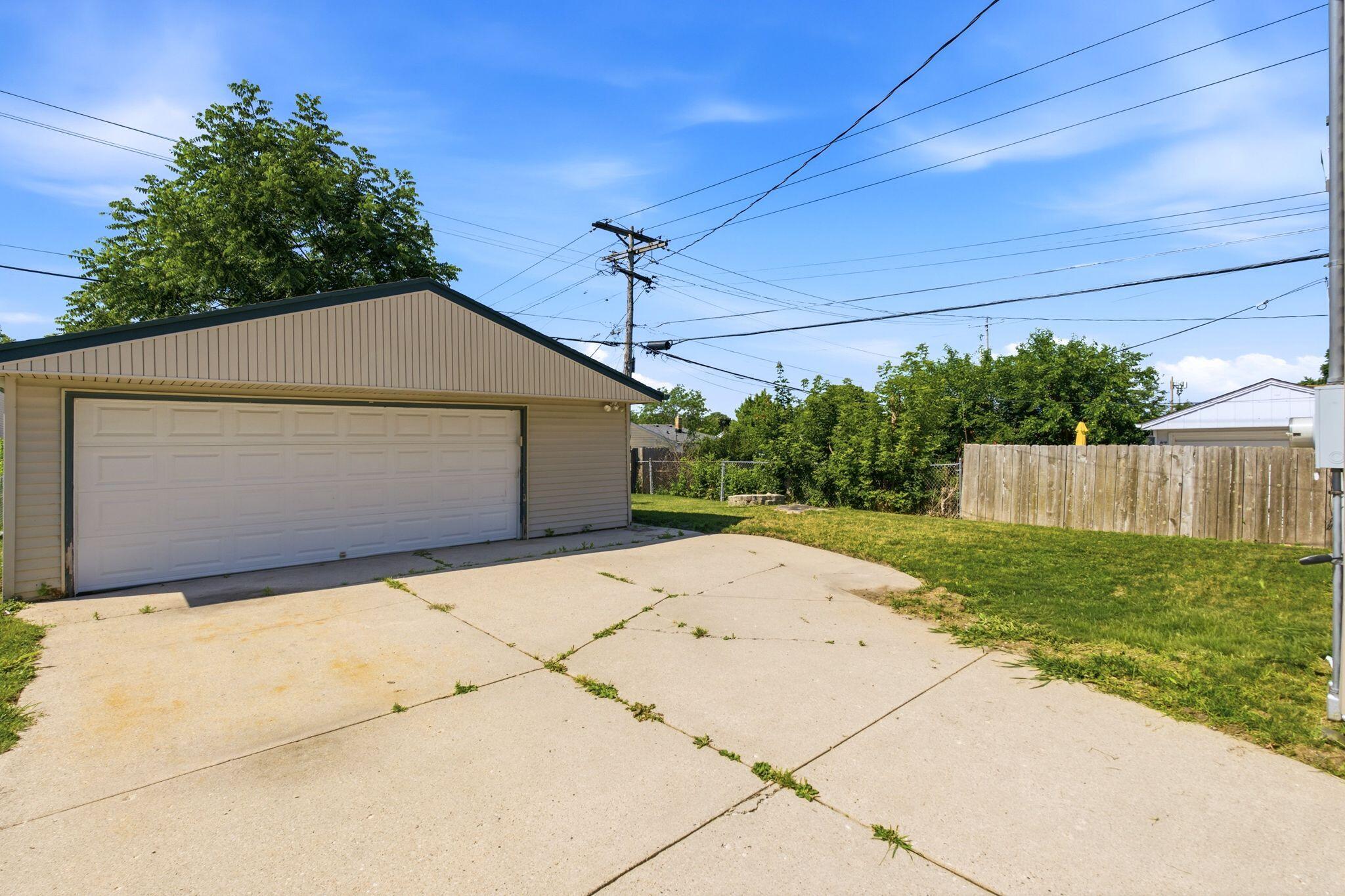 4837 W Lynndale Ave, 4839