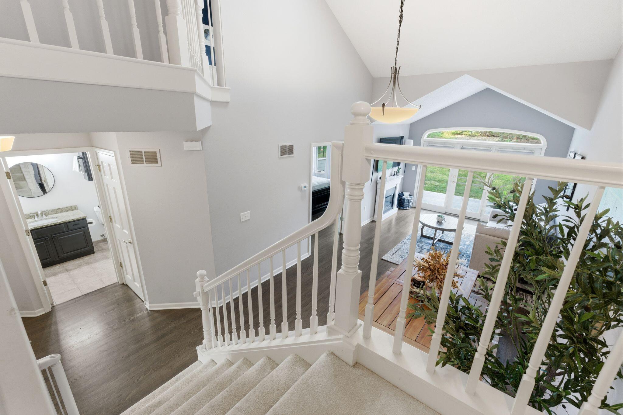 W240N2160 Dorchester Dr, 11B