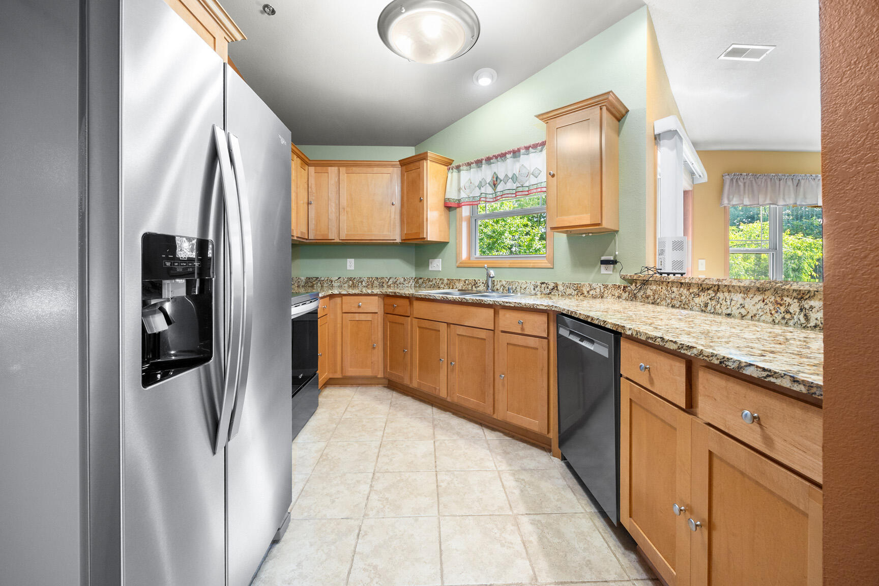 N82W13392 Fond du Lac Ave, 201