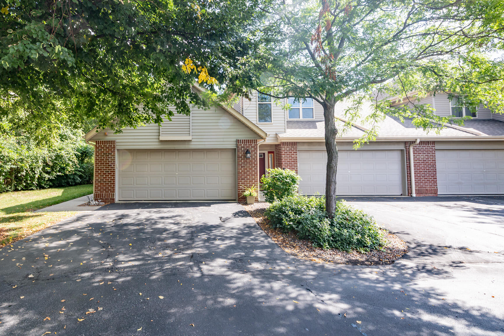 N82W13392 Fond du Lac Ave, 201