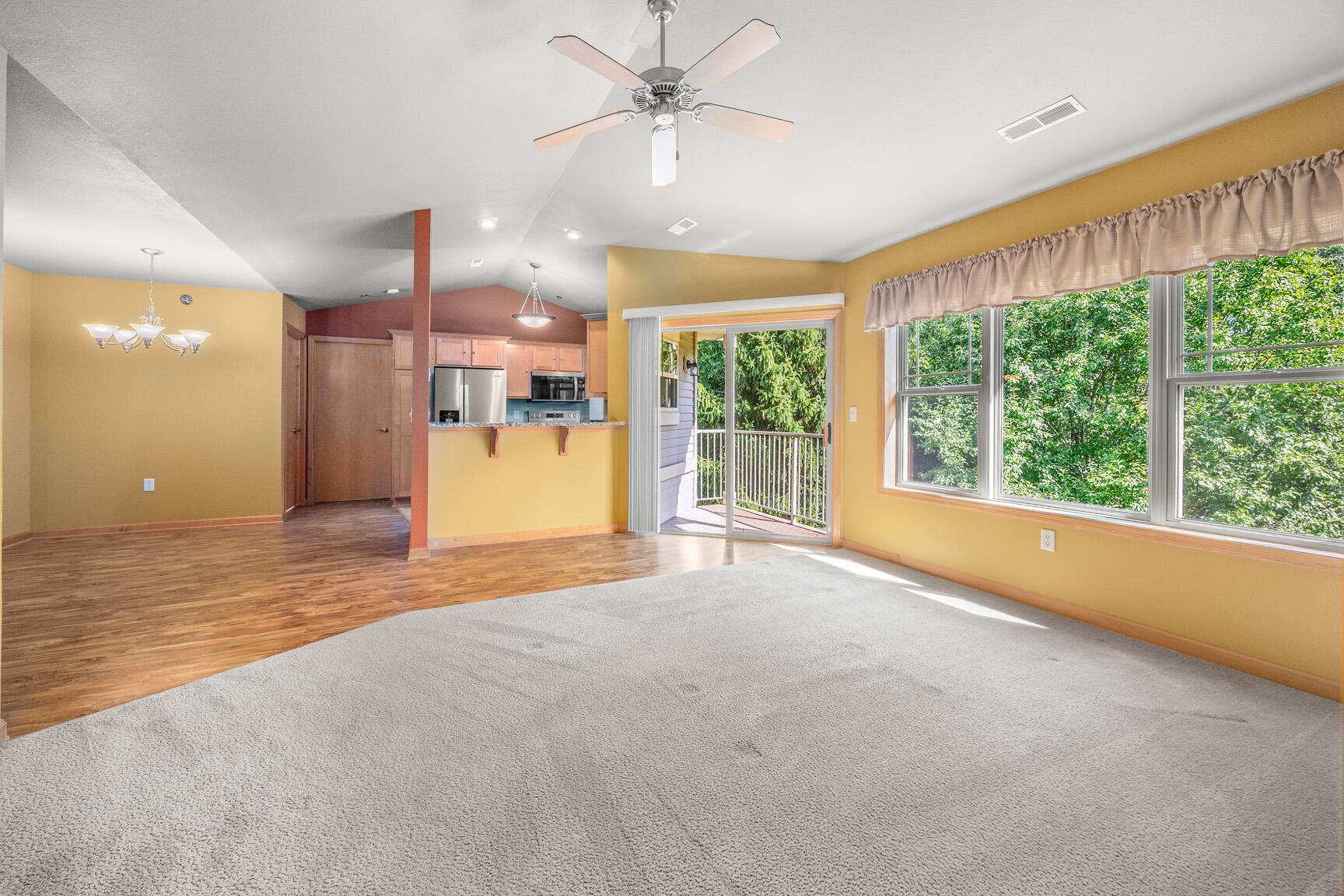 N82W13392 Fond du Lac Ave, 201