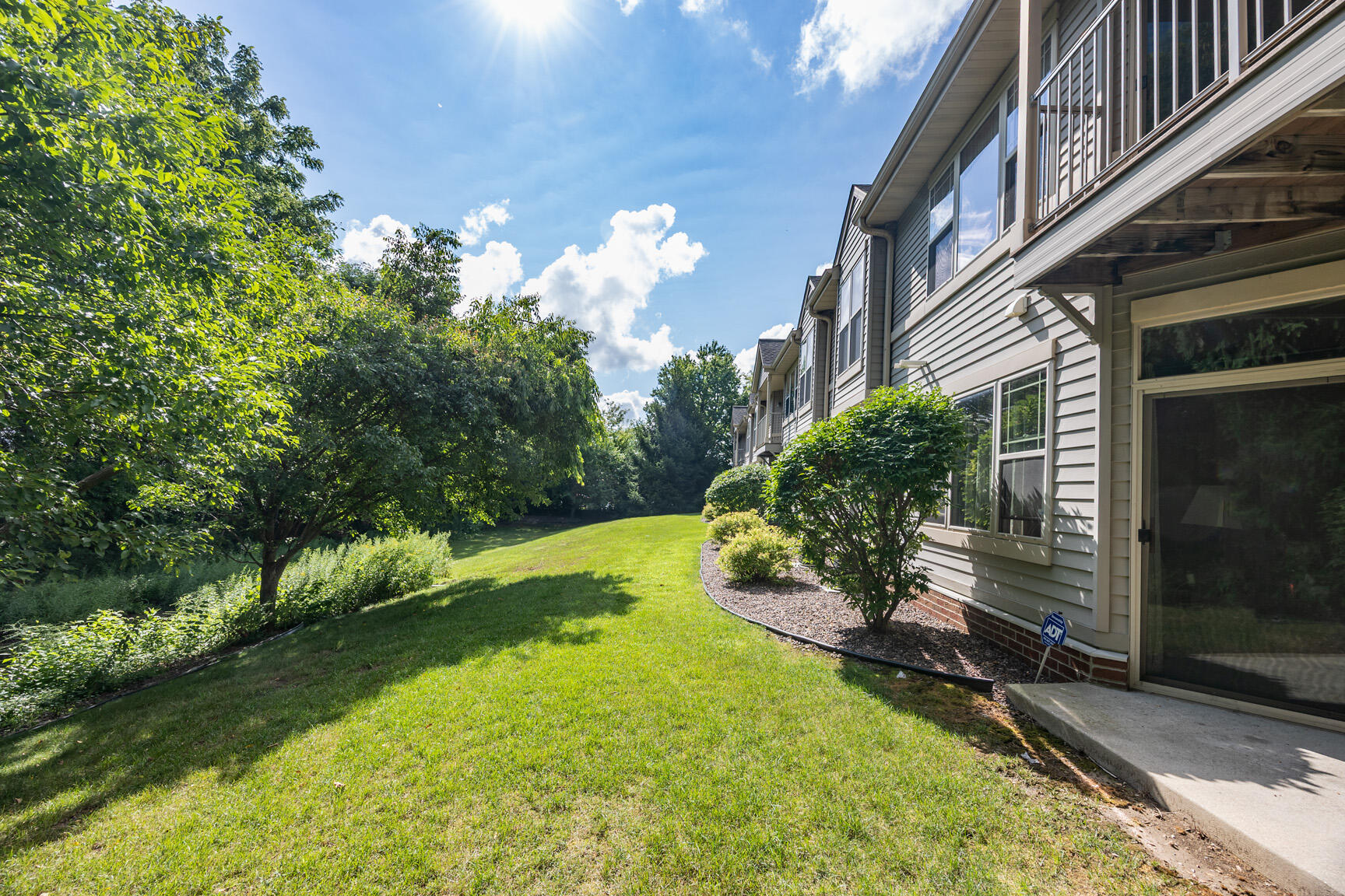 N82W13392 Fond du Lac Ave, 201