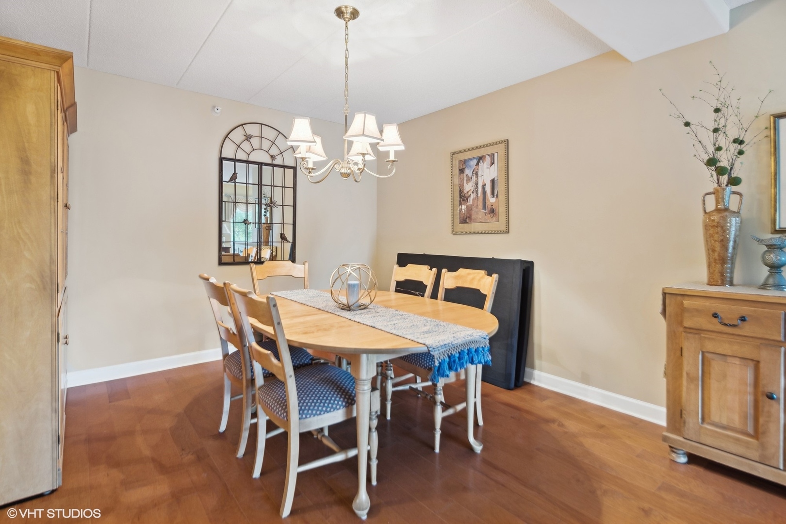 2300 Oakmont Way Unit: 207