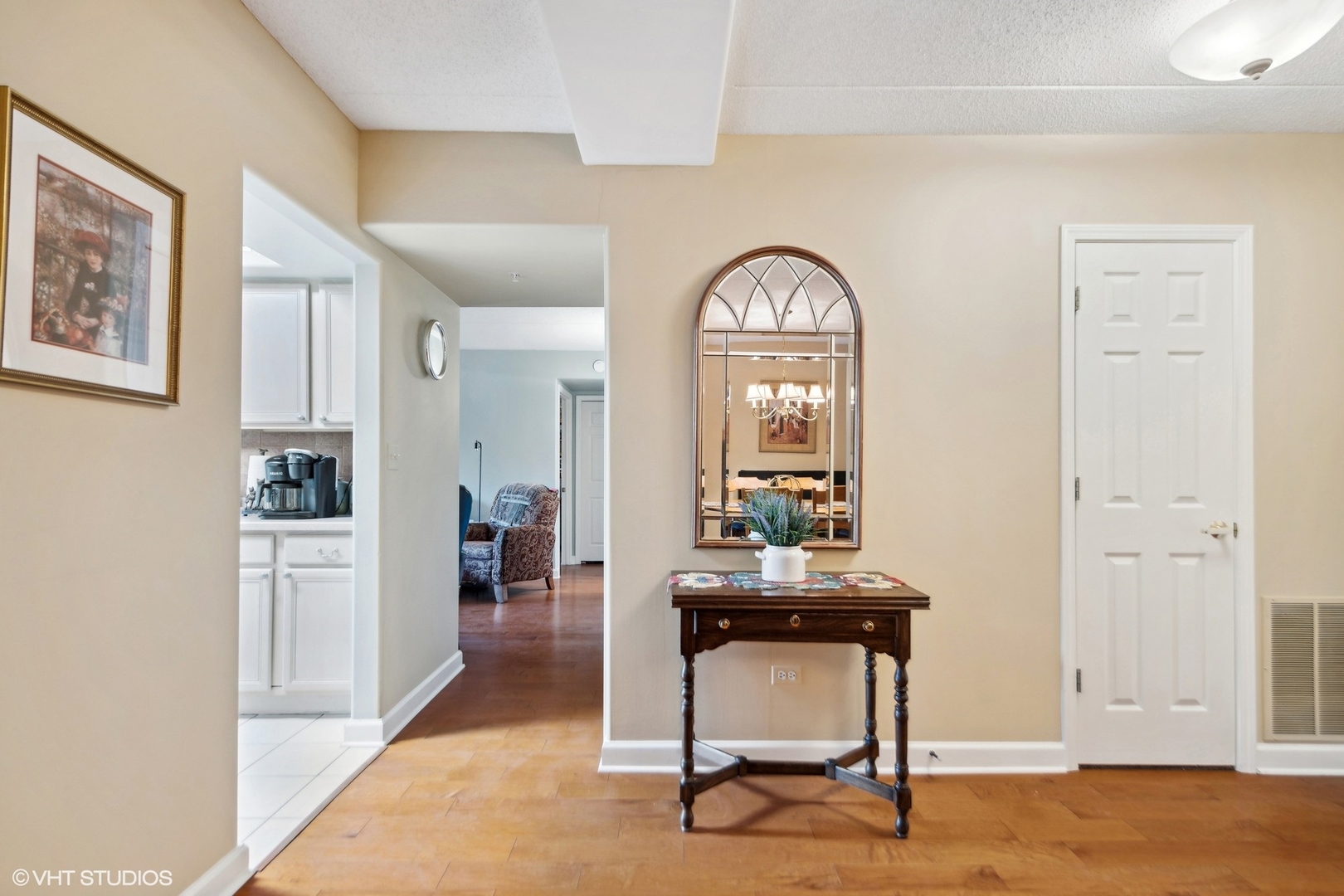 2300 Oakmont Way Unit: 207