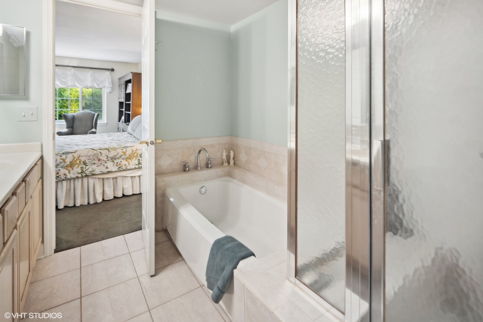 2300 Oakmont Way Unit: 207