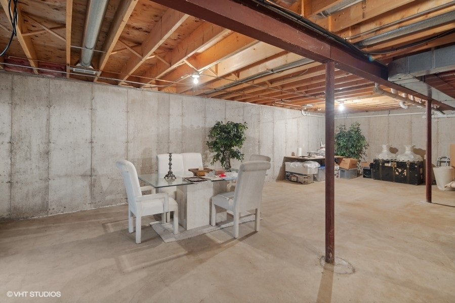 441 Lawrence Lane