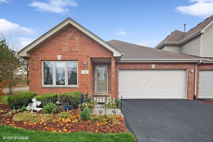 441 Lawrence Lane