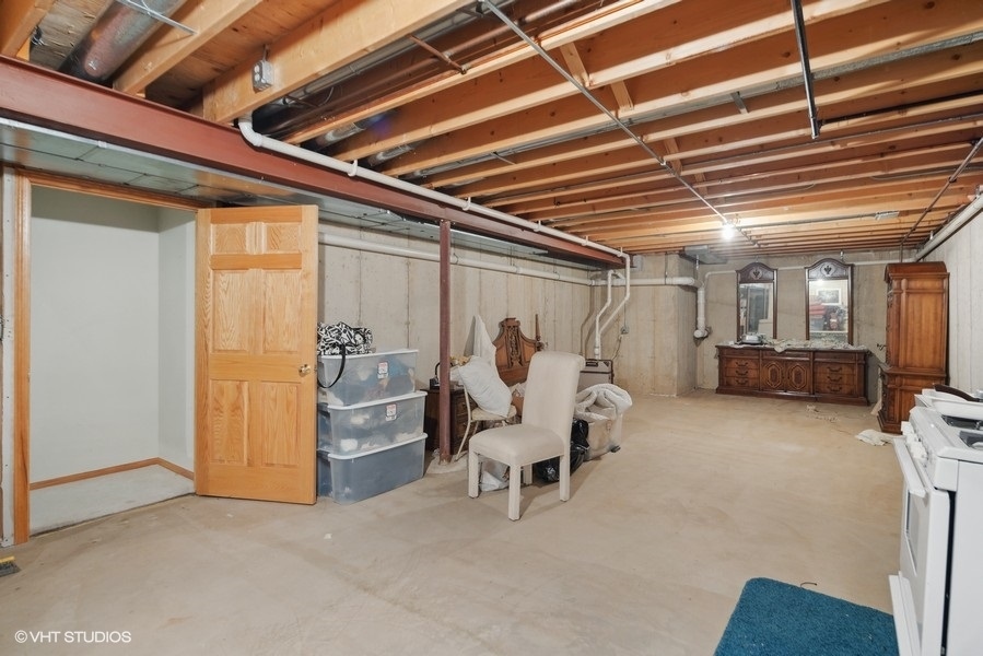 441 Lawrence Lane