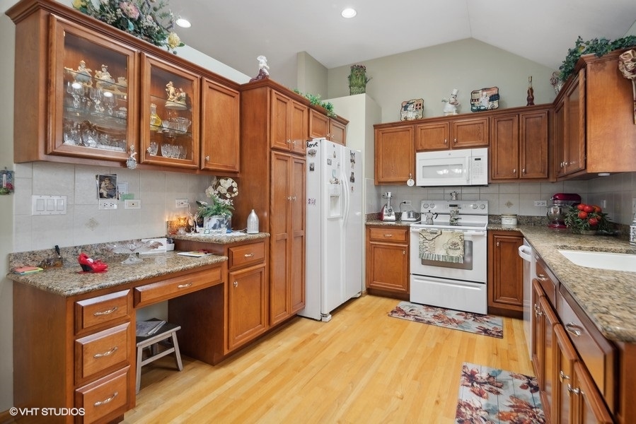 441 Lawrence Lane