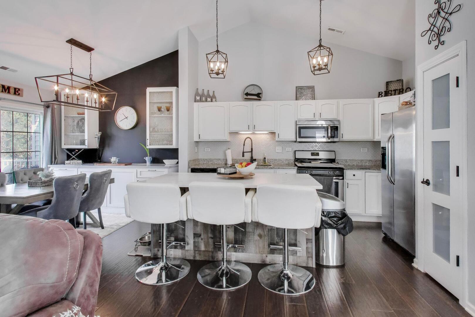 2325 Georgetown Circle