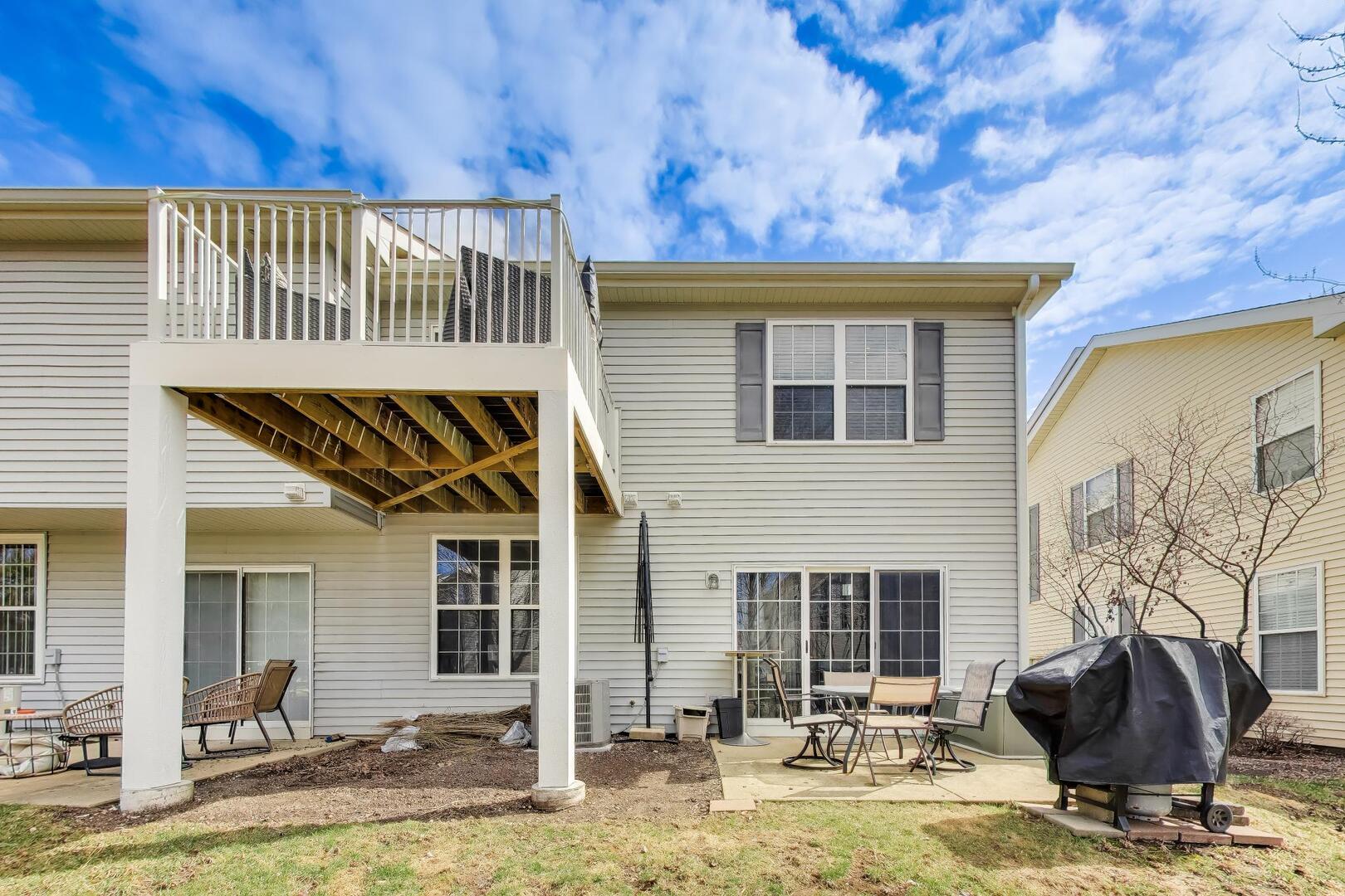 2325 Georgetown Circle