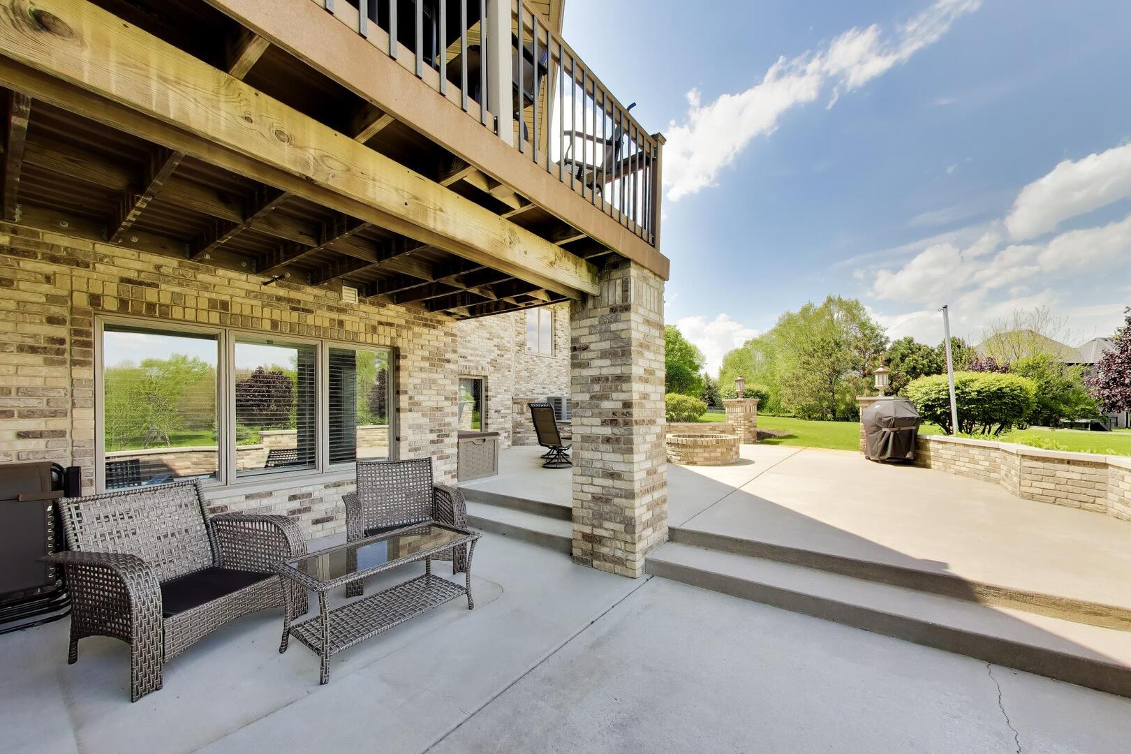 25860 Prairie Hill Lane