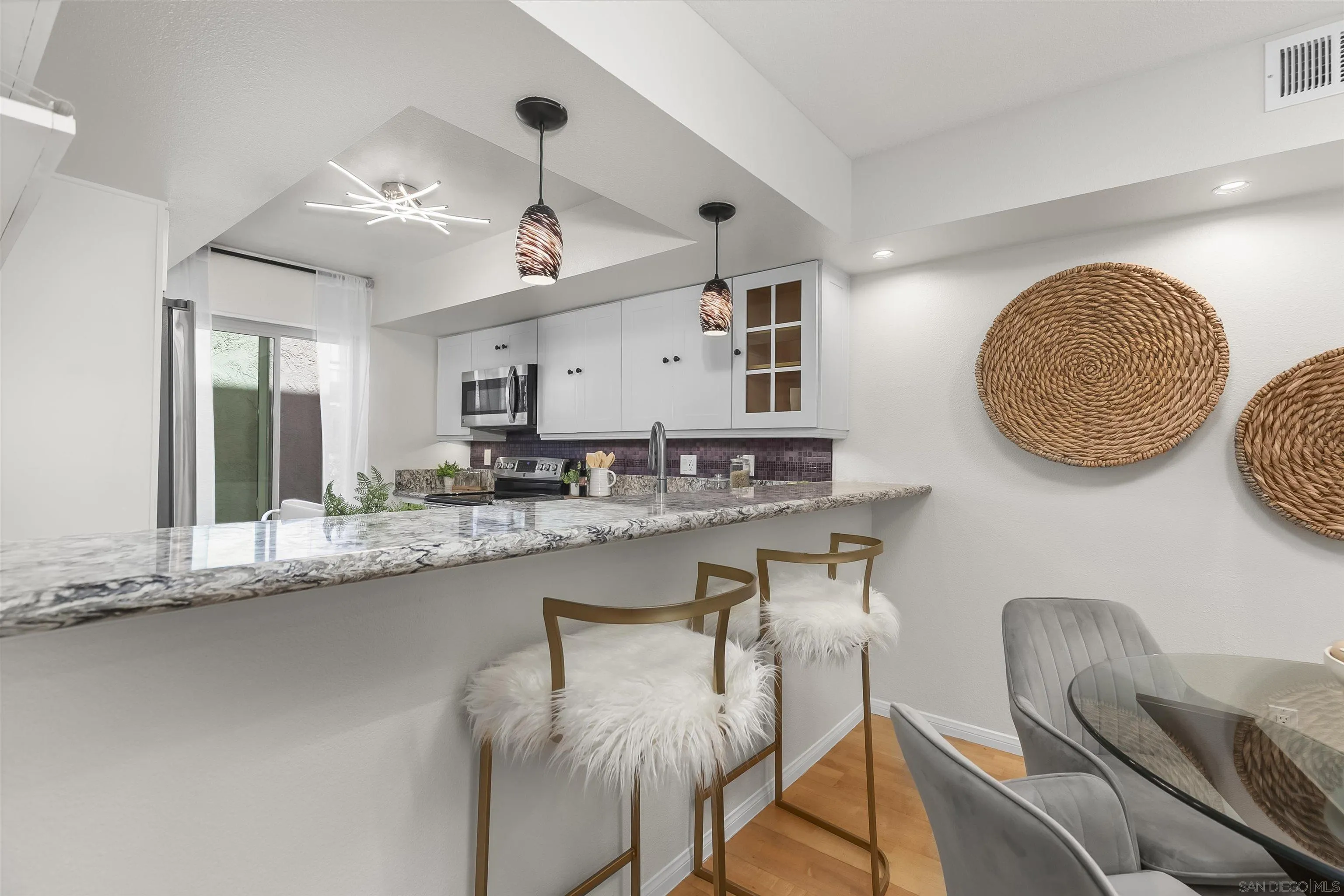 3037 Ingelow Street Unit 6