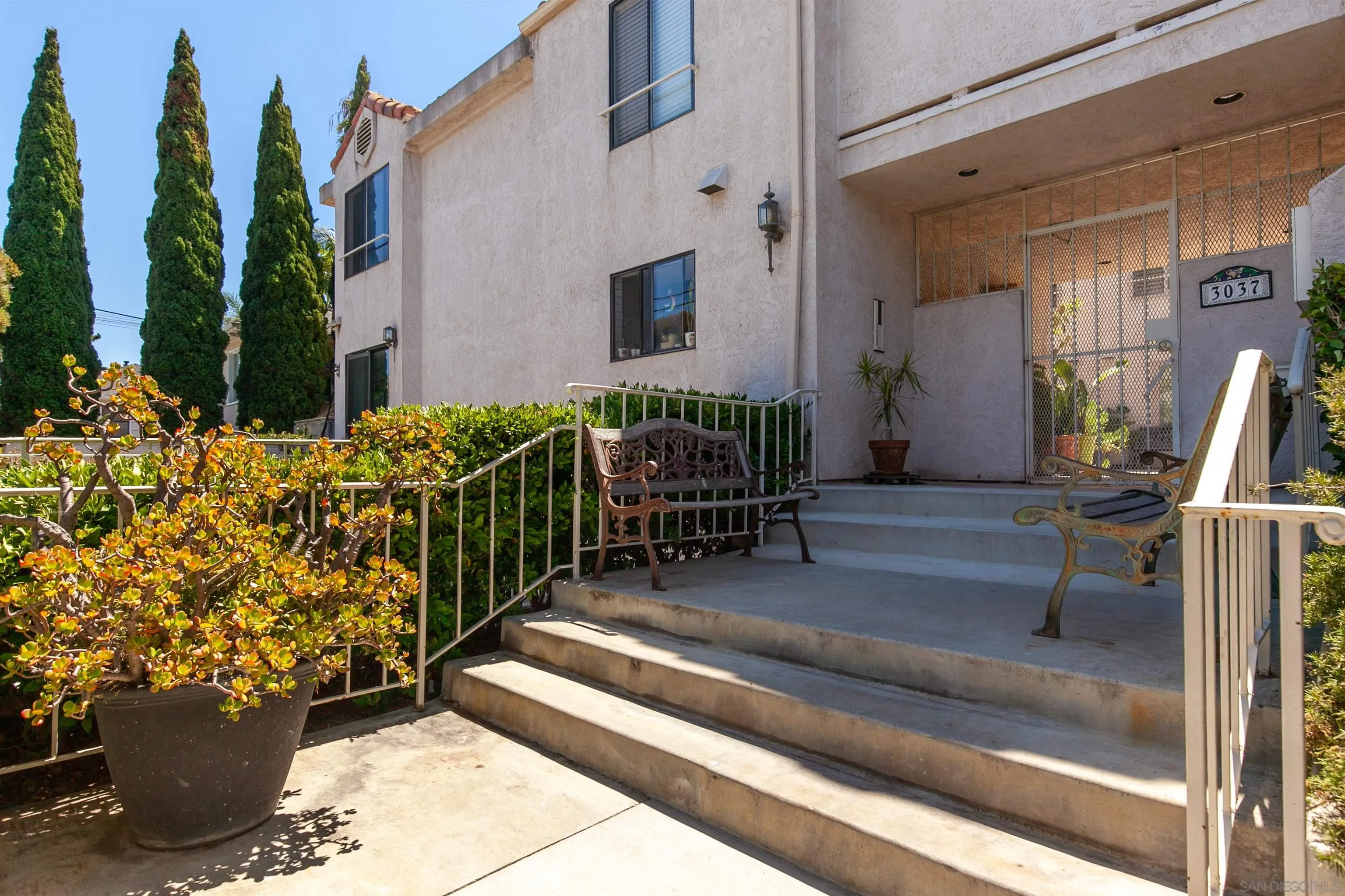 3037 Ingelow Street Unit 6