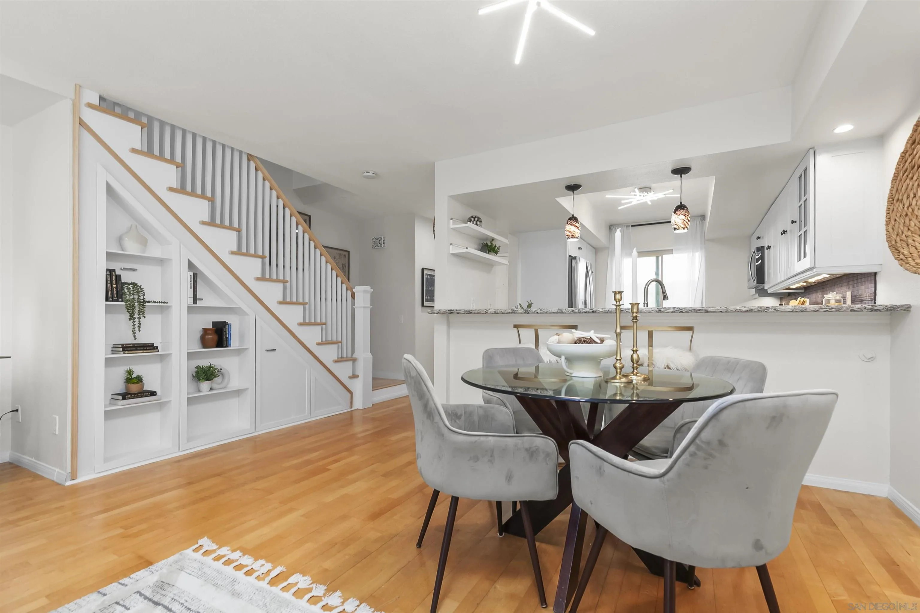 3037 Ingelow Street Unit 6