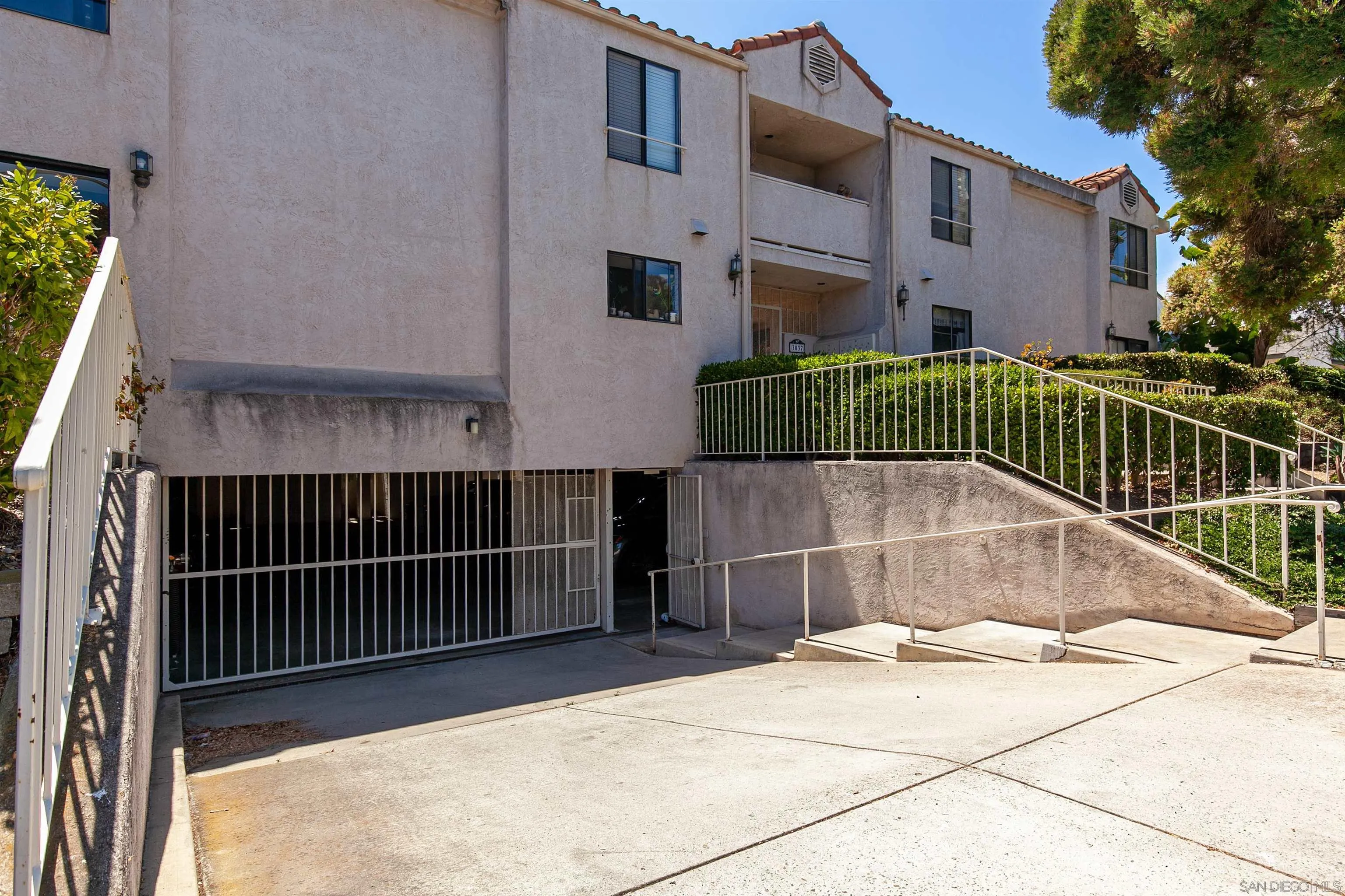 3037 Ingelow Street Unit 6