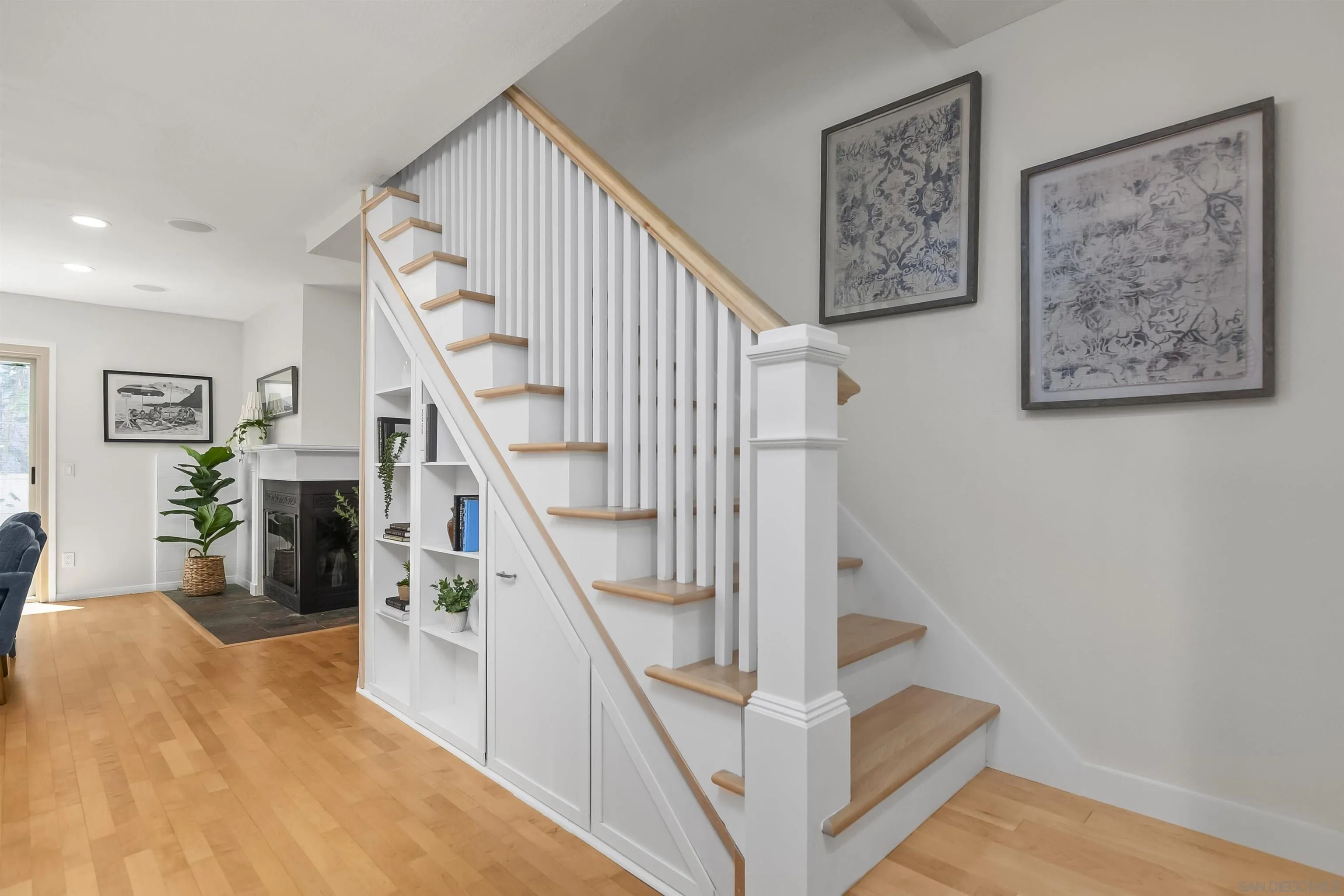3037 Ingelow Street Unit 6