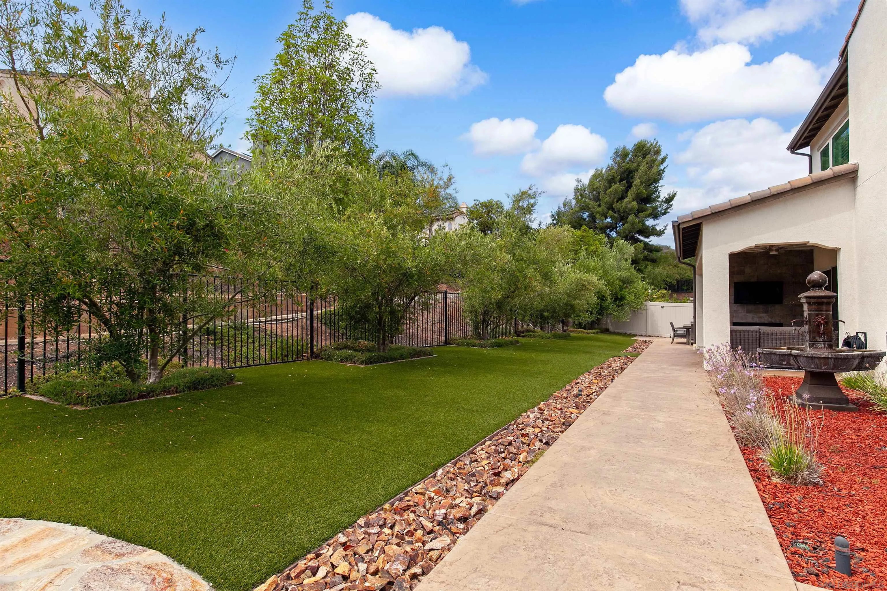 157 Montessa Way