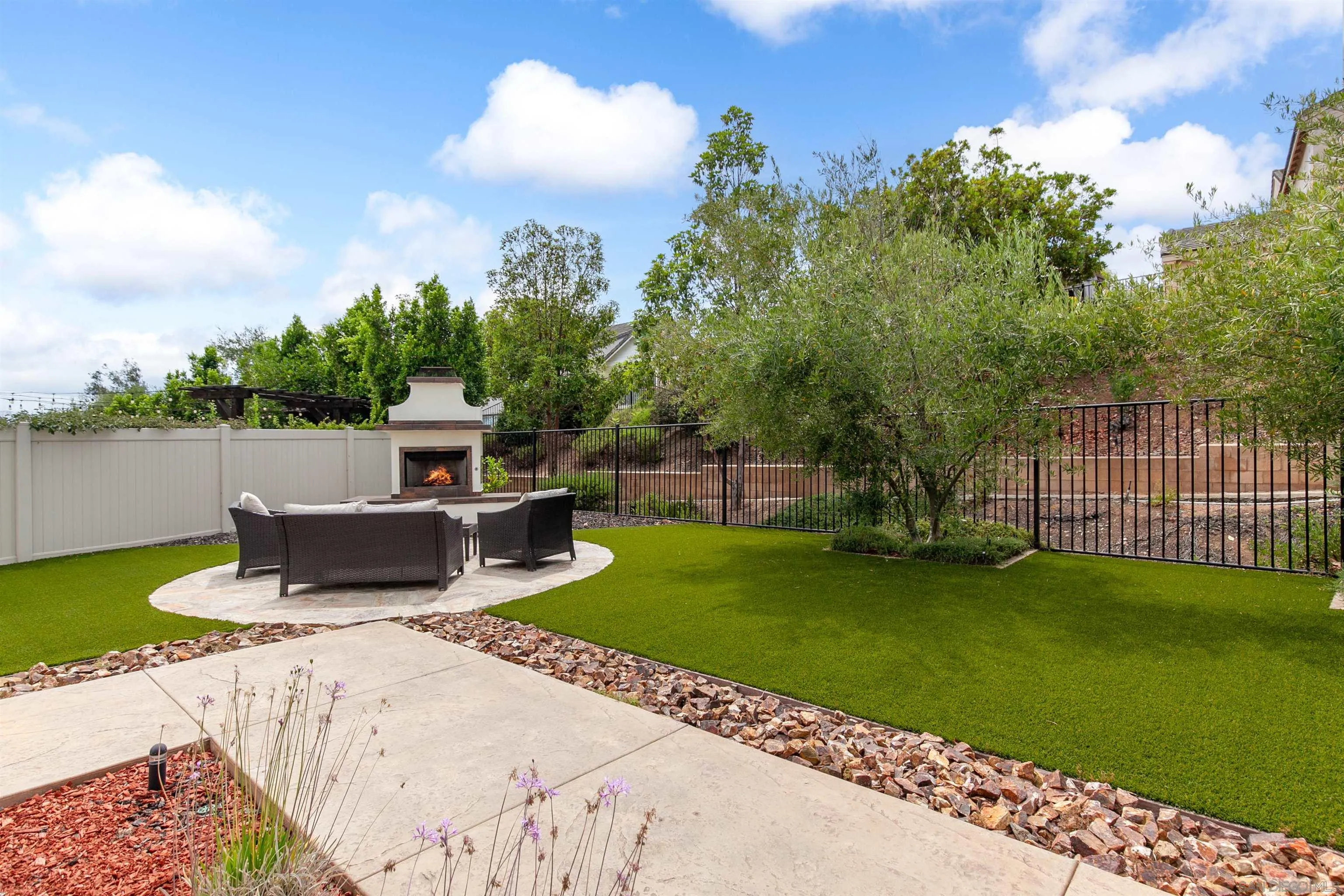157 Montessa Way