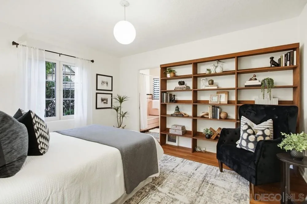 2854 Albatross Street