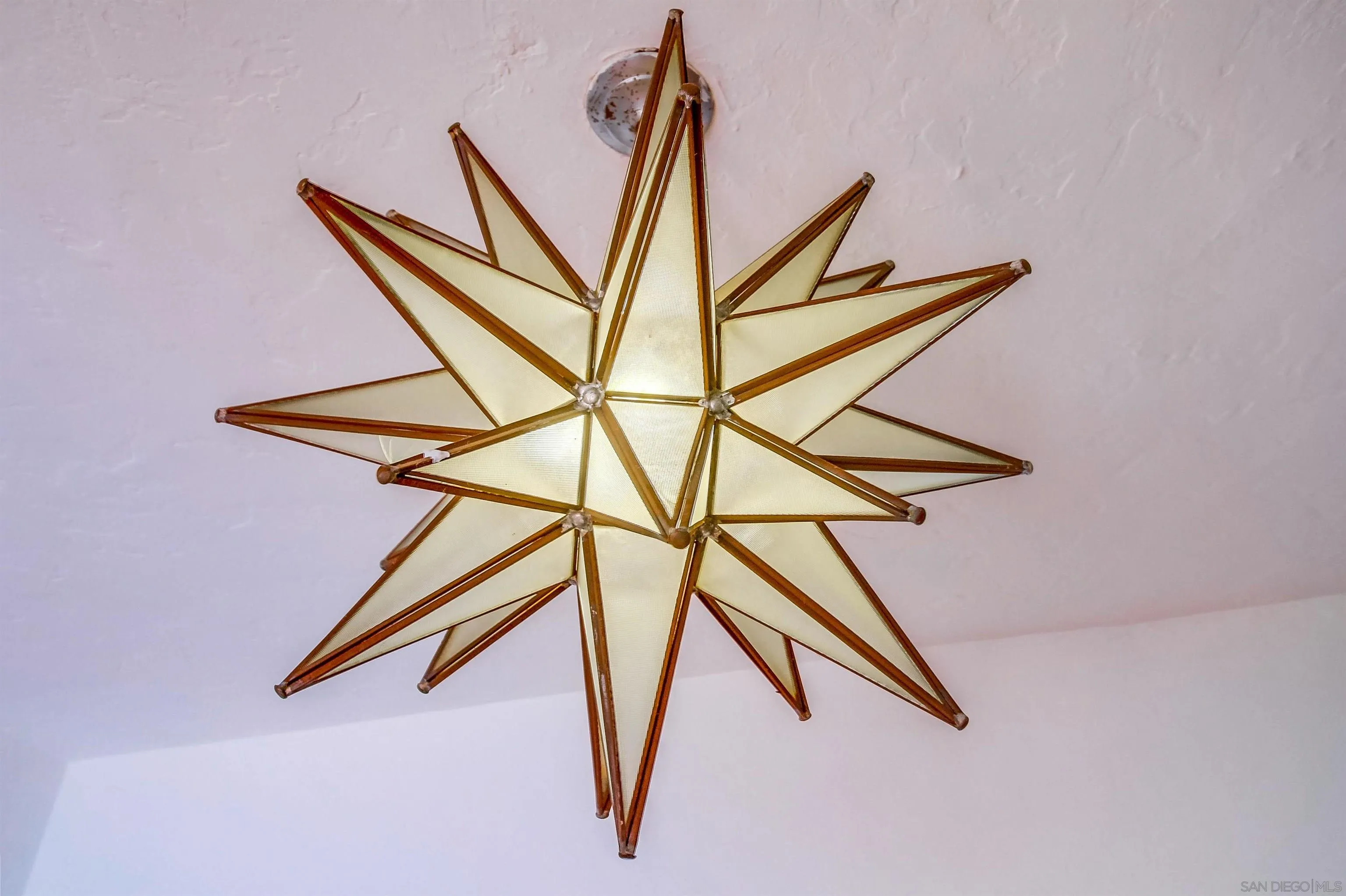 2854 Albatross Street