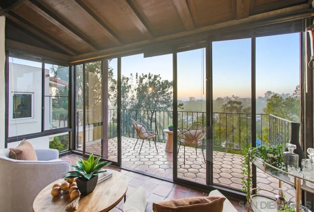 2854 Albatross Street