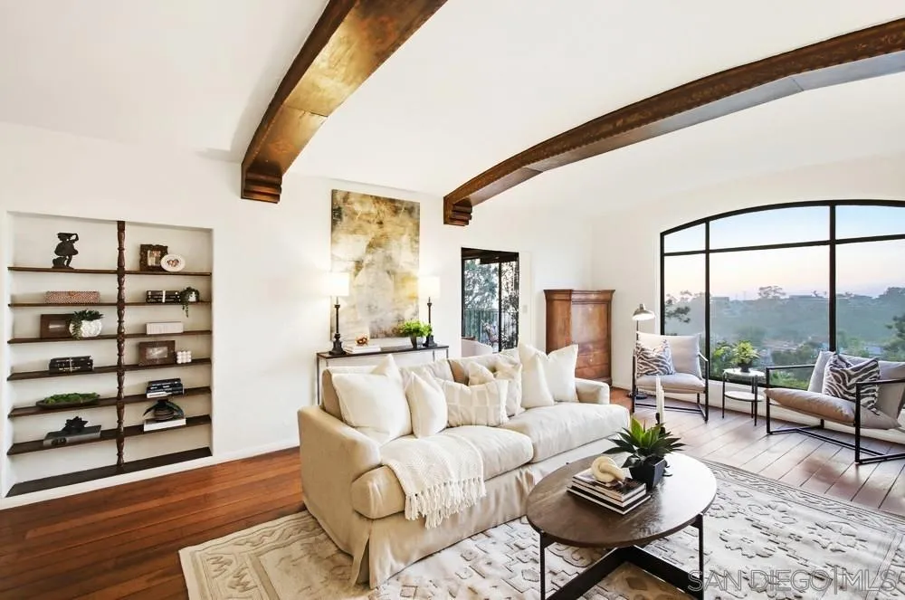 2854 Albatross Street