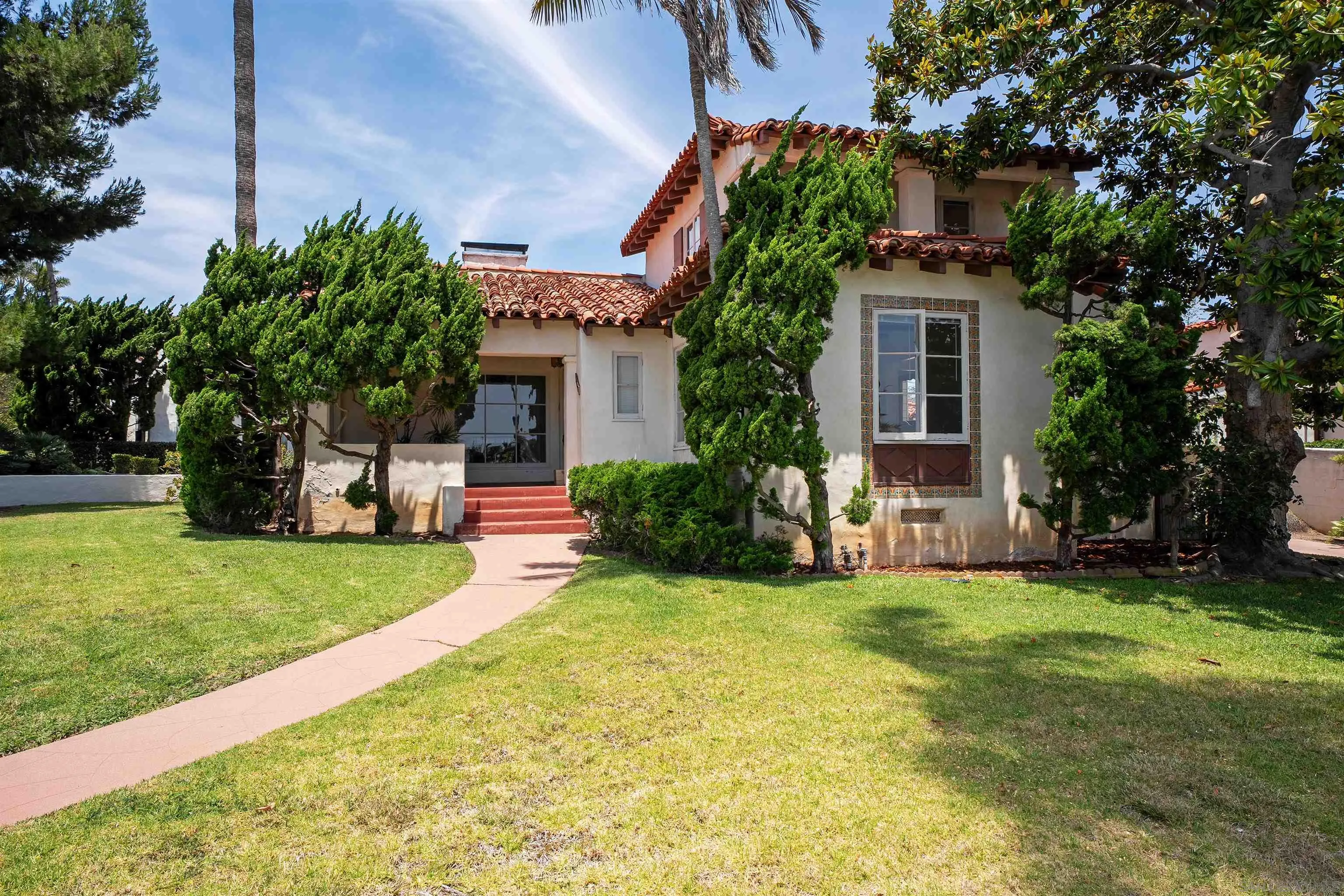 3702 Lotus Drive
