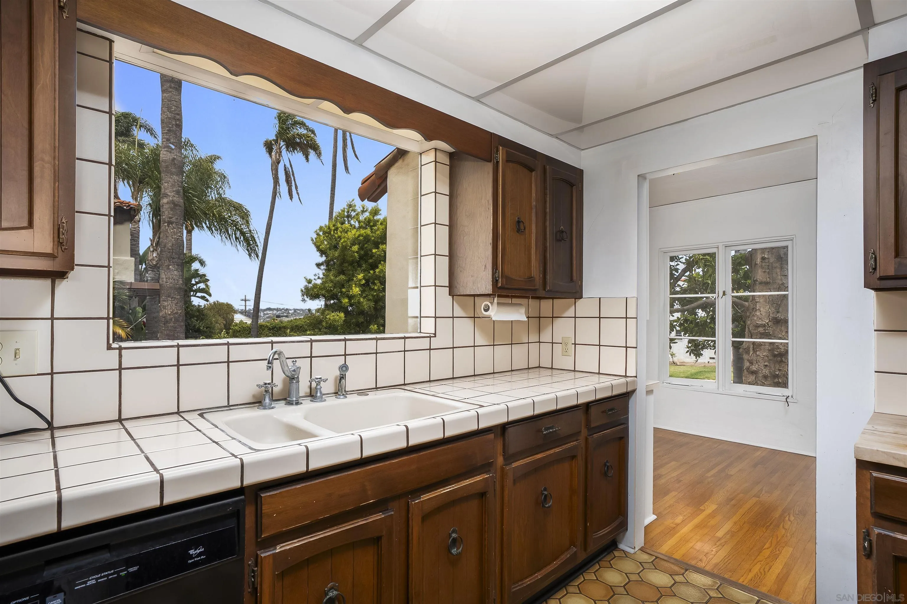 3702 Lotus Drive