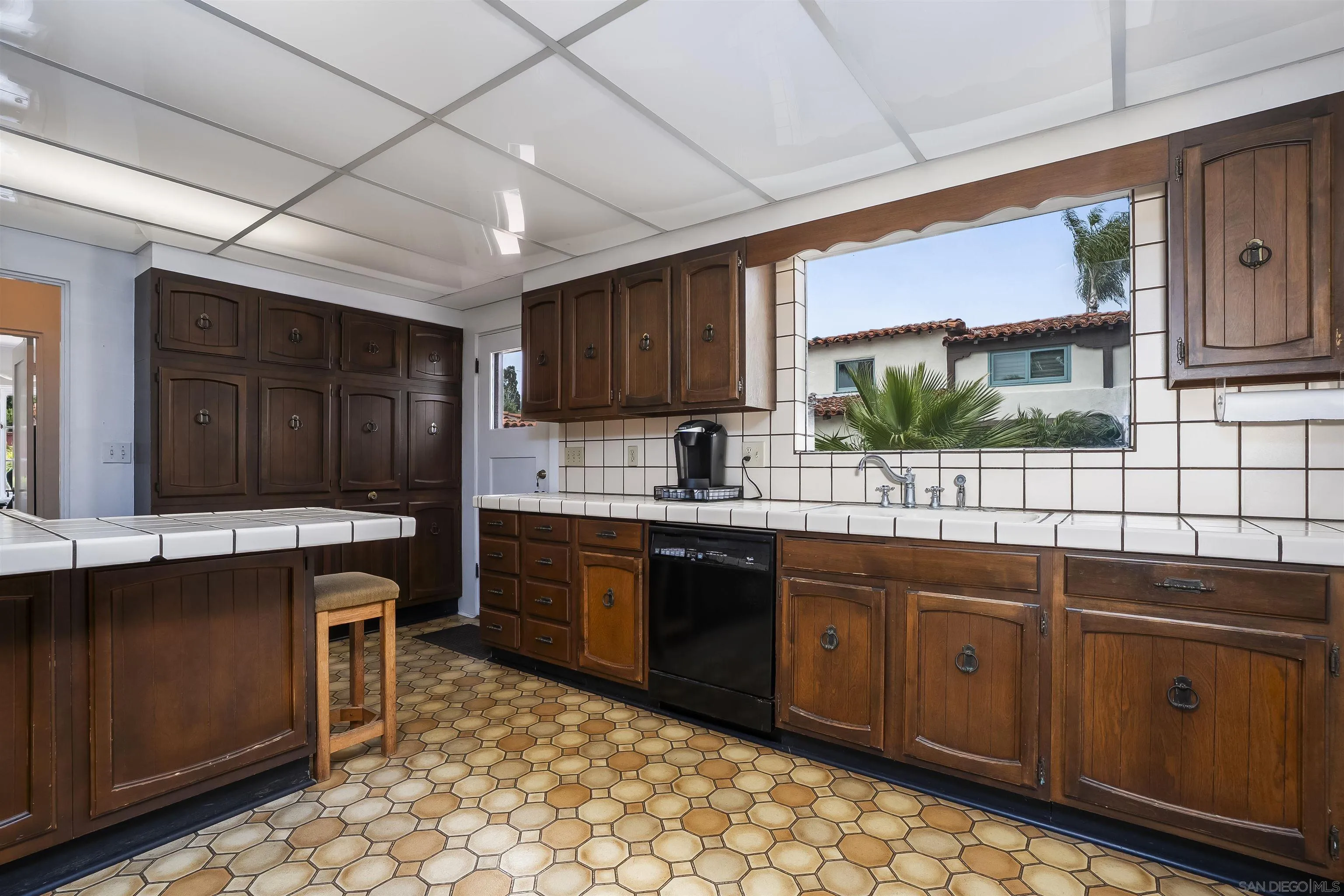 3702 Lotus Drive