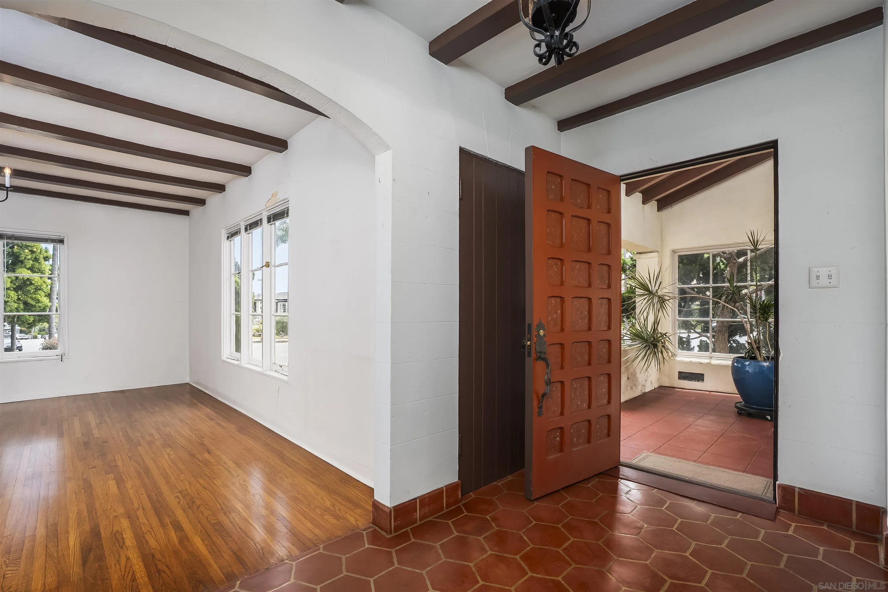 3702 Lotus Drive