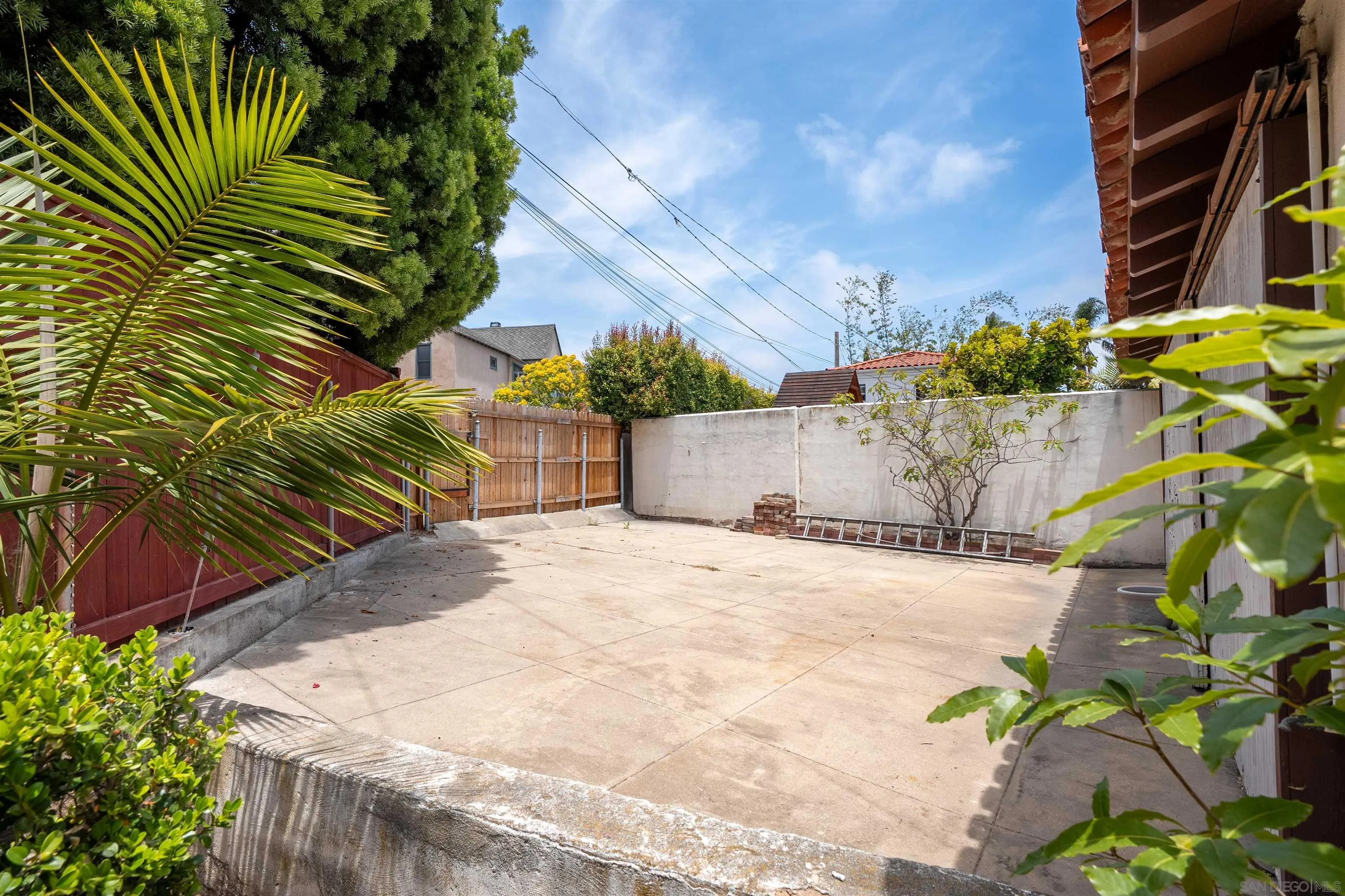 3702 Lotus Drive