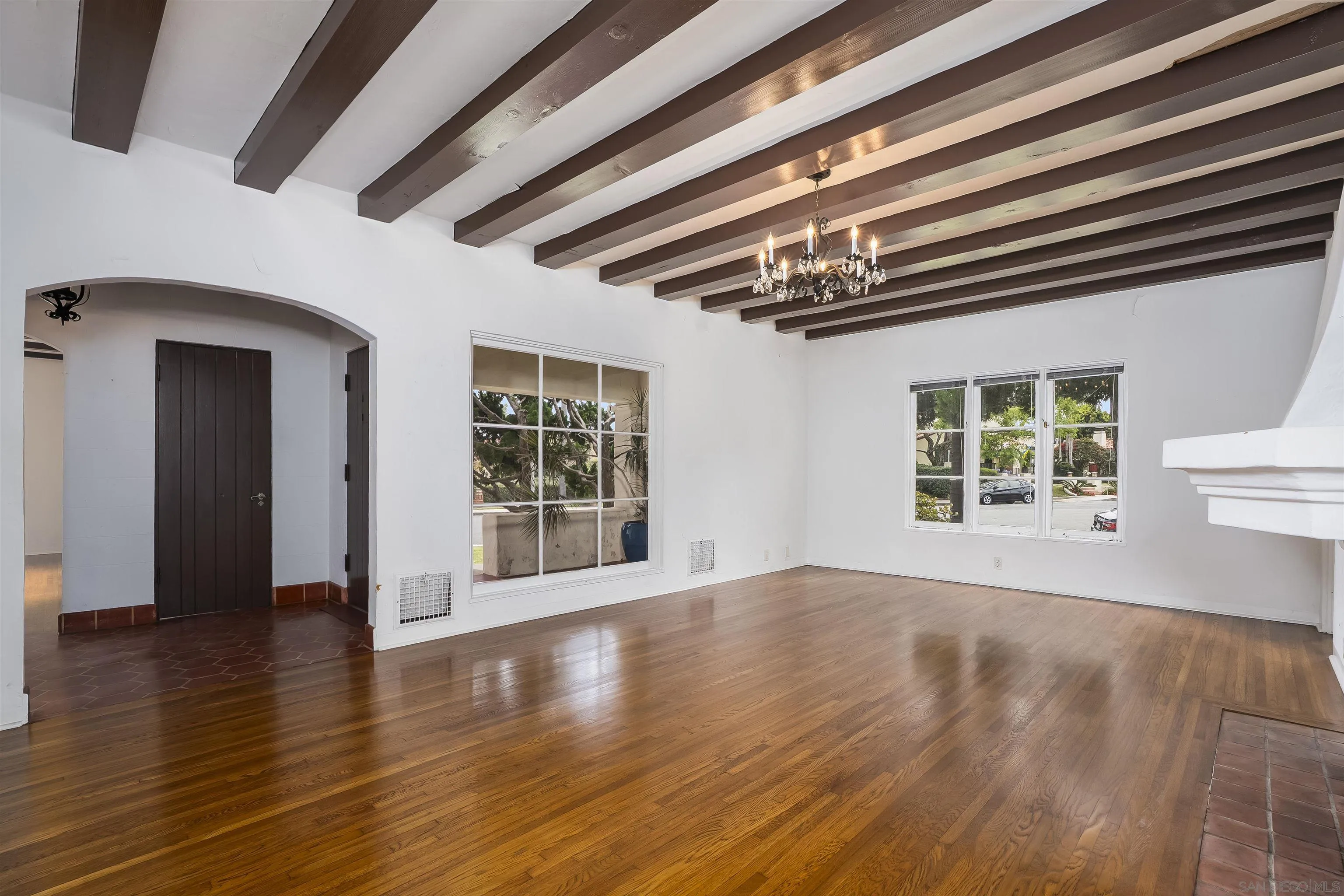 3702 Lotus Drive