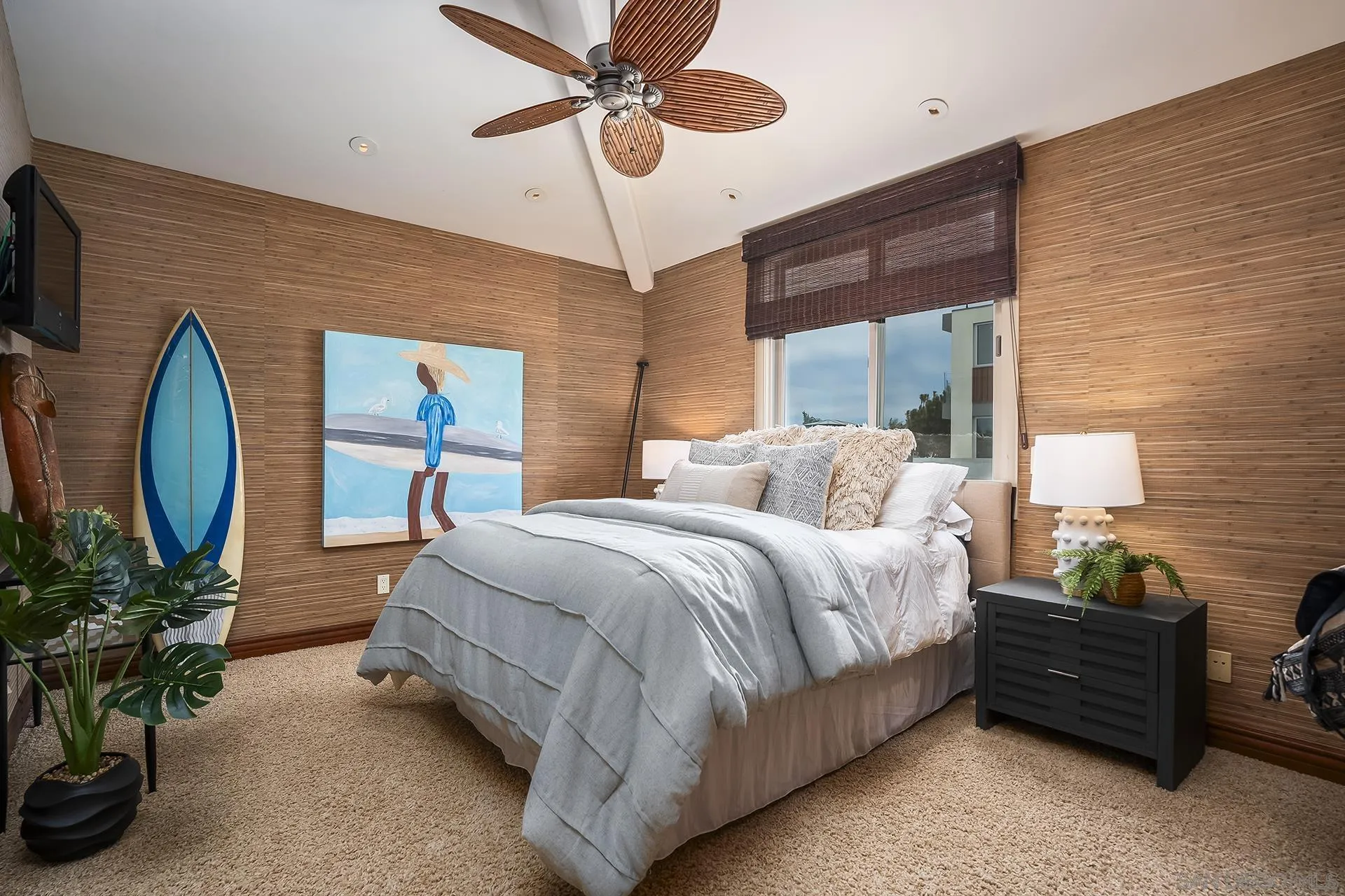 2741 Bayside Walk