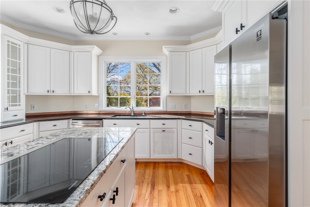4 Christopher Drive