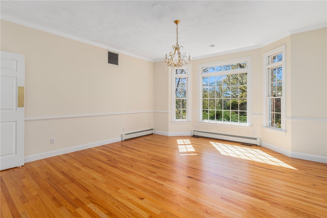 4 Christopher Drive