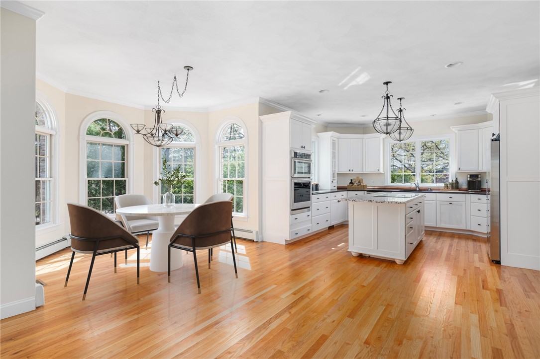 4 Christopher Drive