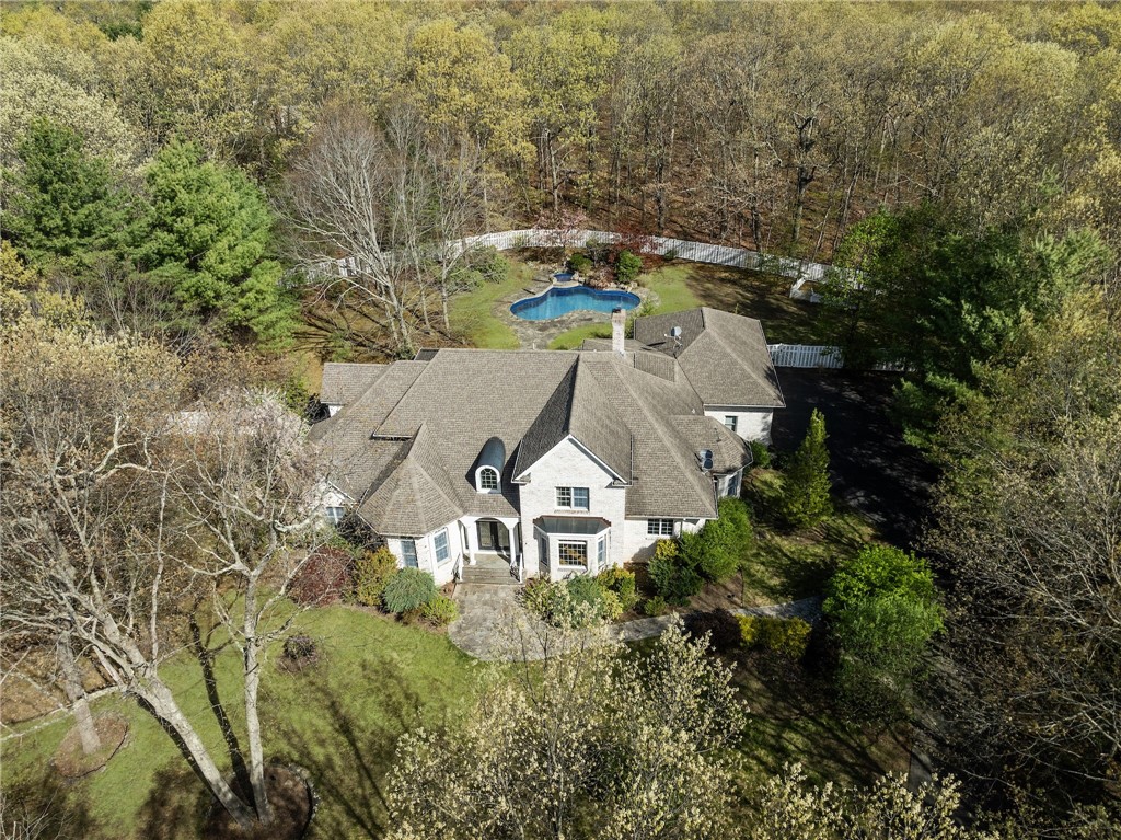 4 Christopher Drive