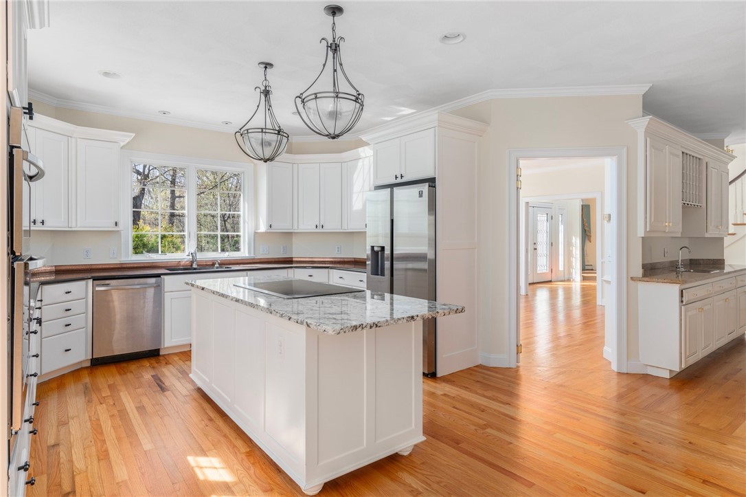 4 Christopher Drive