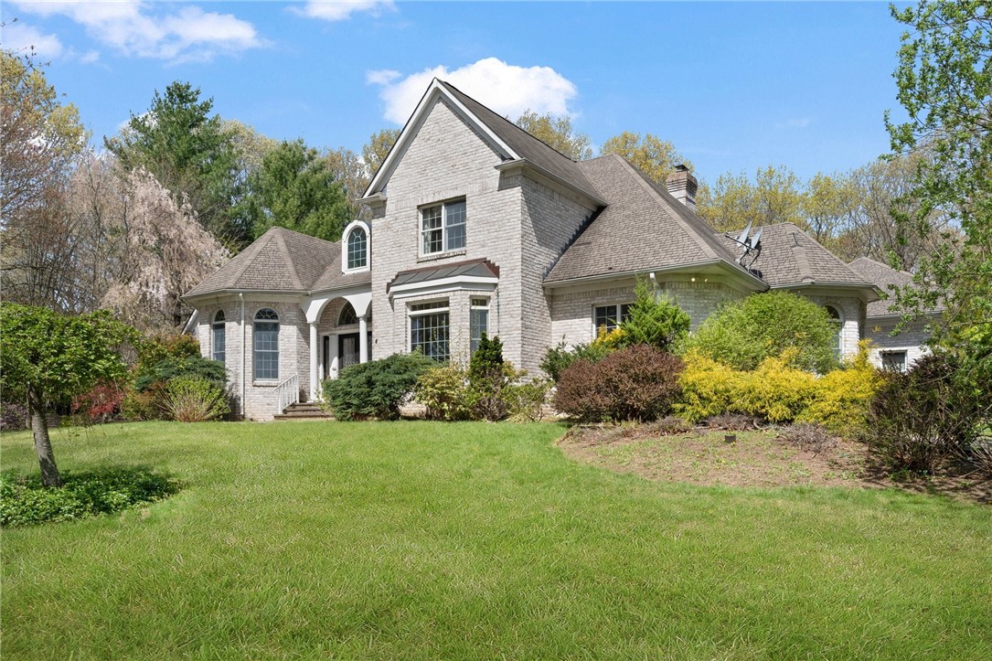 4 Christopher Drive