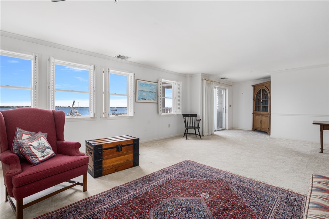 53 Conanicus Avenue 2C
