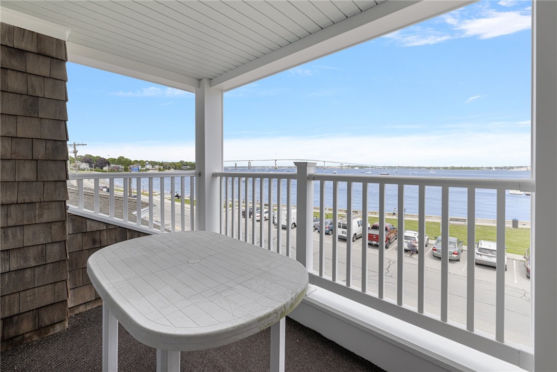 53 Conanicus Avenue 2C
