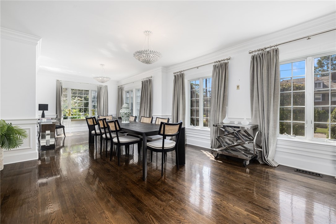 140 Freeman Parkway
