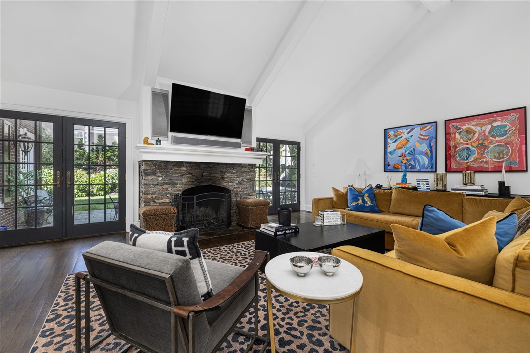 140 Freeman Parkway