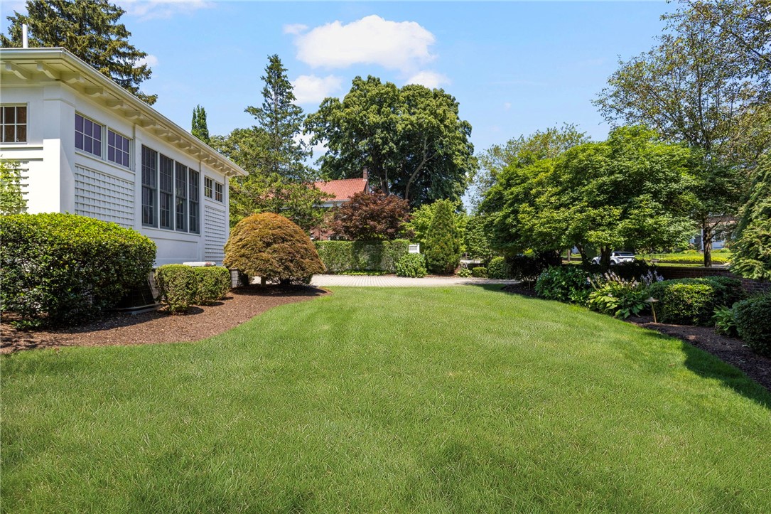 140 Freeman Parkway