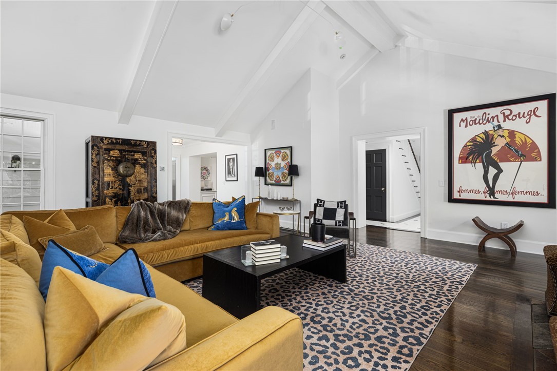 140 Freeman Parkway