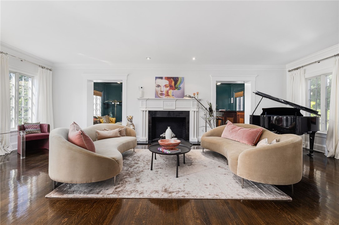 140 Freeman Parkway