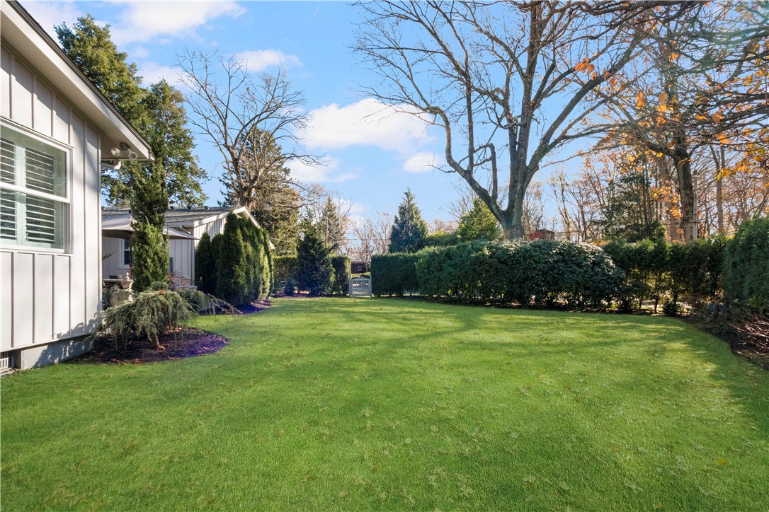 315 Meshanticut Valley Parkway