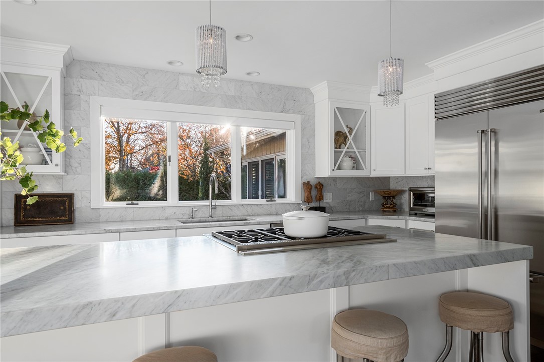 315 Meshanticut Valley Parkway